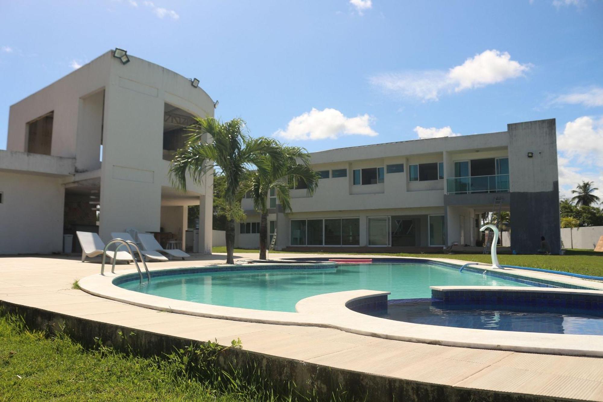 Deluxe Villa