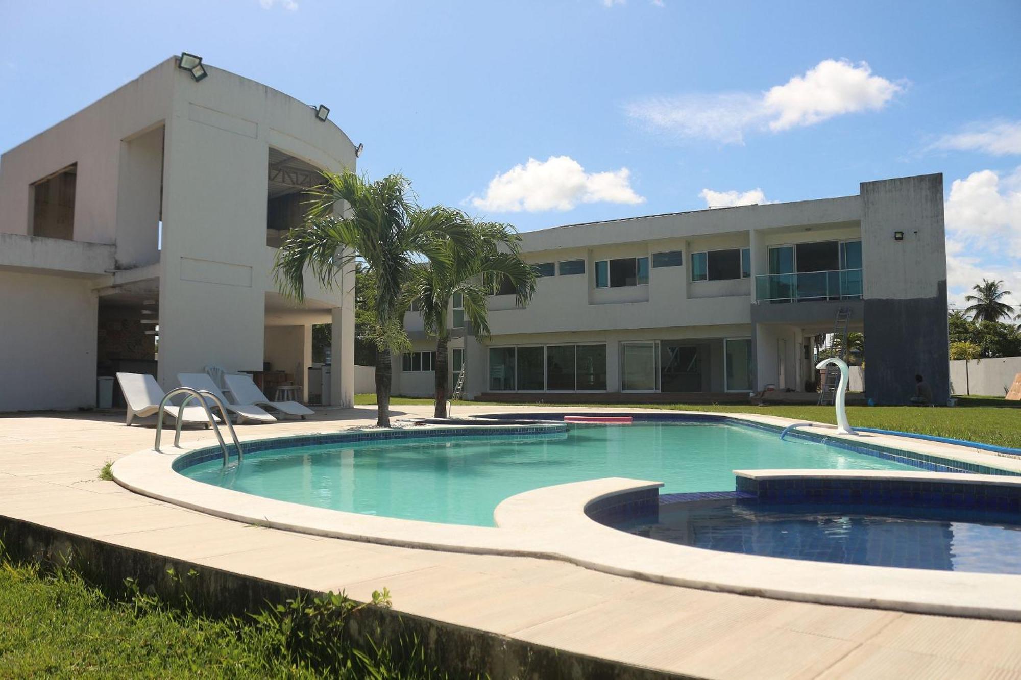Deluxe Villa